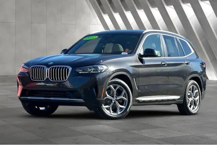 $33800 : BMW X3 2022 AWD xDrive30i 4d image 2