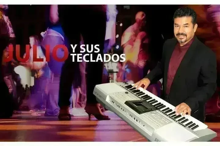 JULIO Y SUS TECLADOS $160/HORA image 3