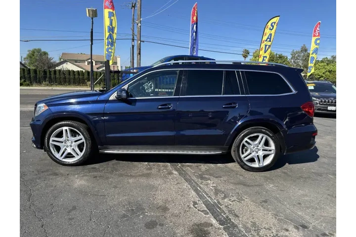 $10995 : 2013 GL-Class GL 550 4MATIC image 7