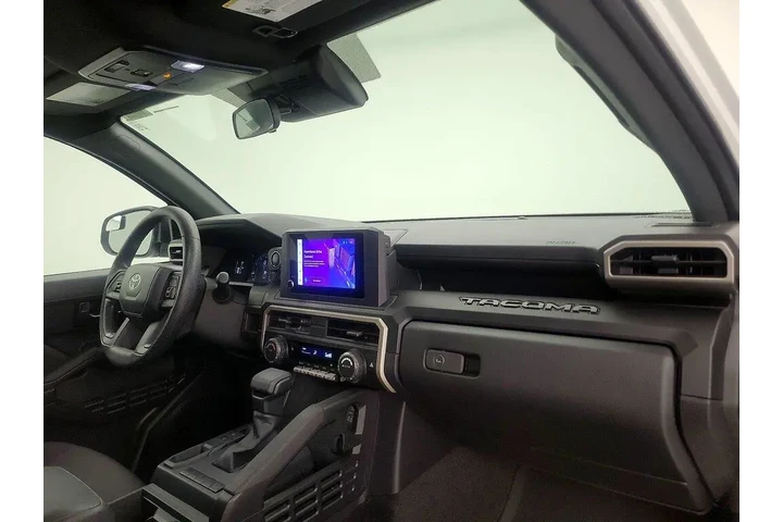 $29998 : Toyota Tacoma 2024 4x2 SR 2d image 9