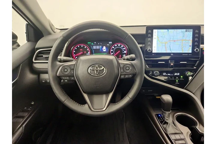 $34998 : Toyota Camry 2022 AWD XSE 4d image 10