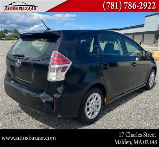 $8900 : Used 2016 Prius v 5dr Wgn Fiv image 5