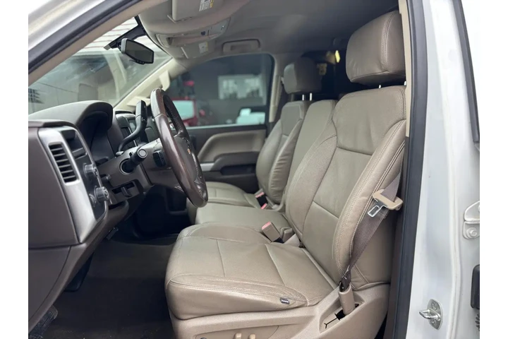 2017 Silverado 1500 2LT Crew image 7