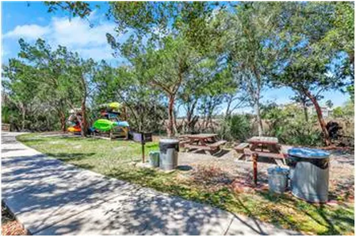 $1400 : Rental property with 1 bedro image 7