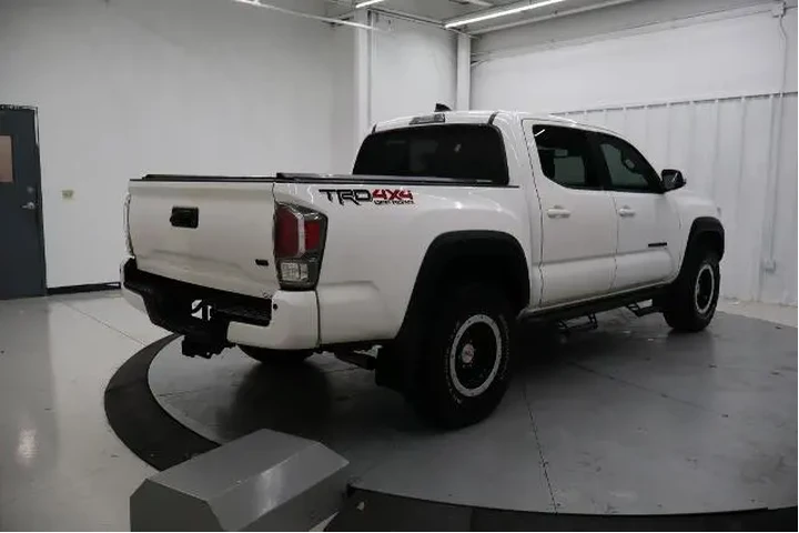 $33995 : Toyota Tacoma 2020 4x4 TRD P image 4