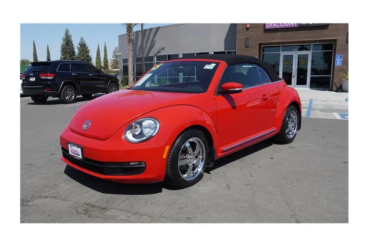 $14984 : 2015 Beetle Convertible 1.8T image 2