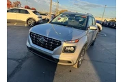 $24735 : Hyundai VENUE 2026 SEL 4dr C thumbnail