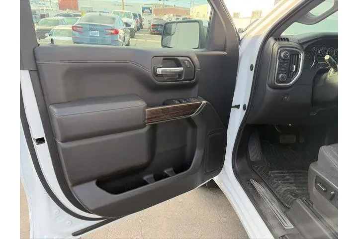 $33900 : Chevrolet Silverado 1500 202 image 10