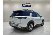 $34595 : Nissan Pathfinder 2024 SL 4d thumbnail