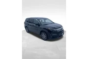 $28496 : Honda Pilot 2021 AWD EX-L 4d thumbnail