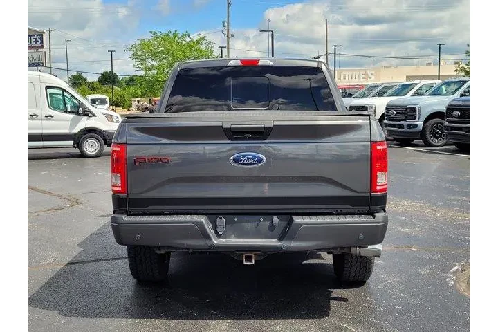 $25898 : Ford F-150 2017 4x4 Lariat 4 image 4