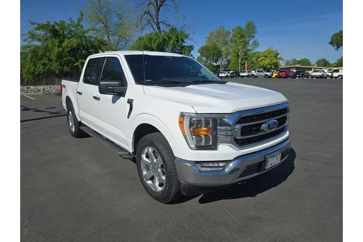 $29995 : Ford F-150 2022 4x4 XLT 4dr image 1