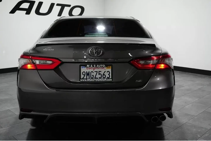 $16764 : 2018 Camry image 10