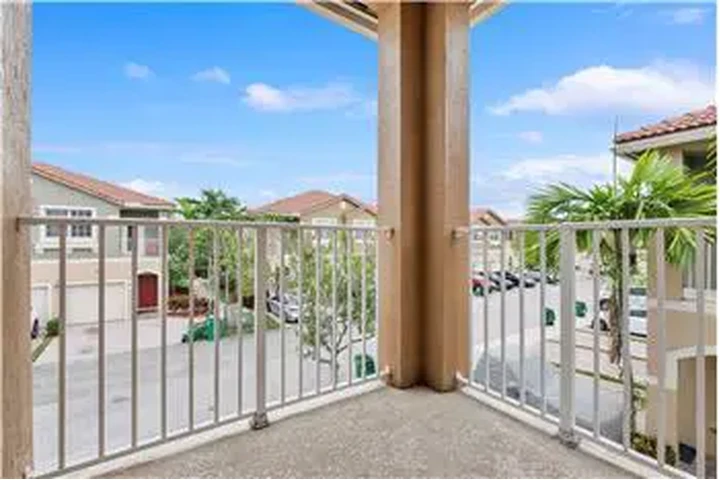 $2450 : Rental property with 2 bedro image 8