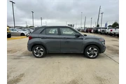 $19995 : Hyundai VENUE 2025 Limited 4 thumbnail
