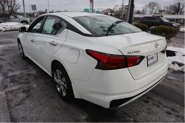 $20594 : Nissan Altima 2025 2.5 S 4dr image 7