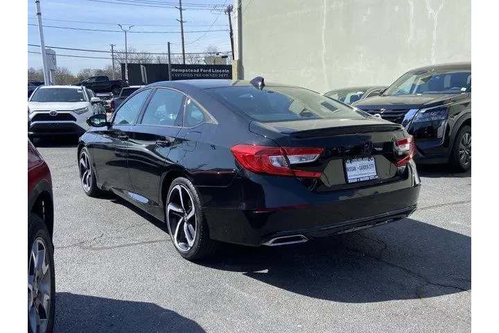$17487 : Honda Accord 2019 Sport 4dr image 6