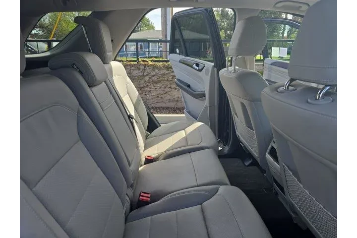 $15995 : Mercedes-Benz M-Class 2014 A image 10