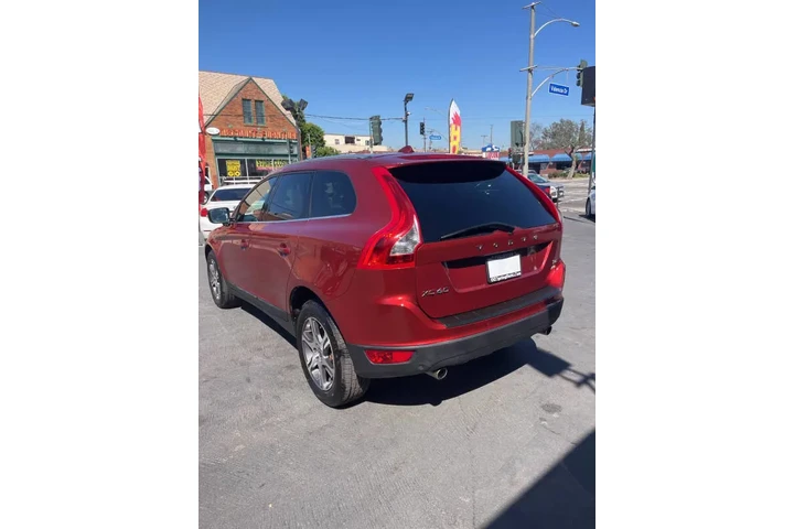 $10995 : 2013 XC60 T6 image 8