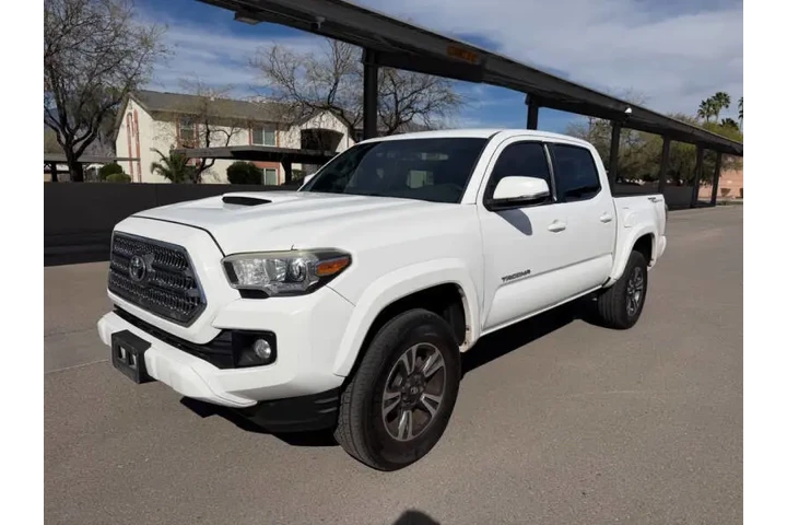 $19995 : 2017 Tacoma TRD Sport image 2