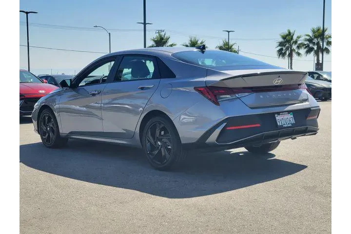 $26500 : Hyundai ELANTRA Hybrid 2026 image 7