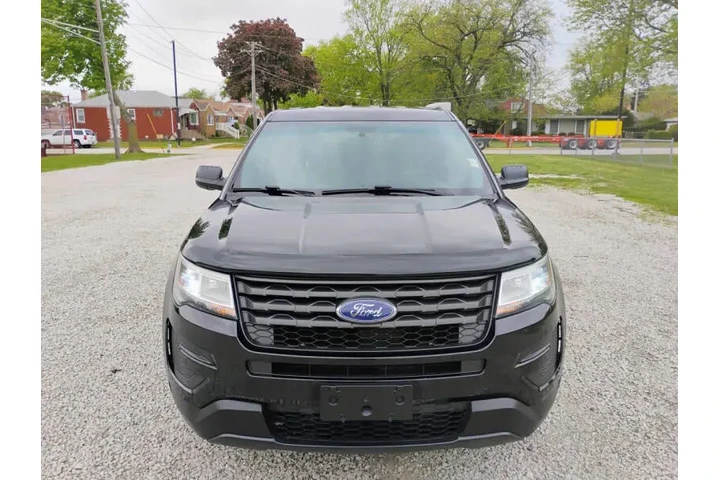 $1 : 2017 Explorer Police Intercep image 9