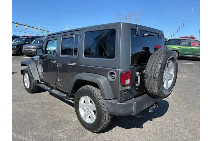 $20995 : Jeep Wrangler JK Unlimited 2 image 5
