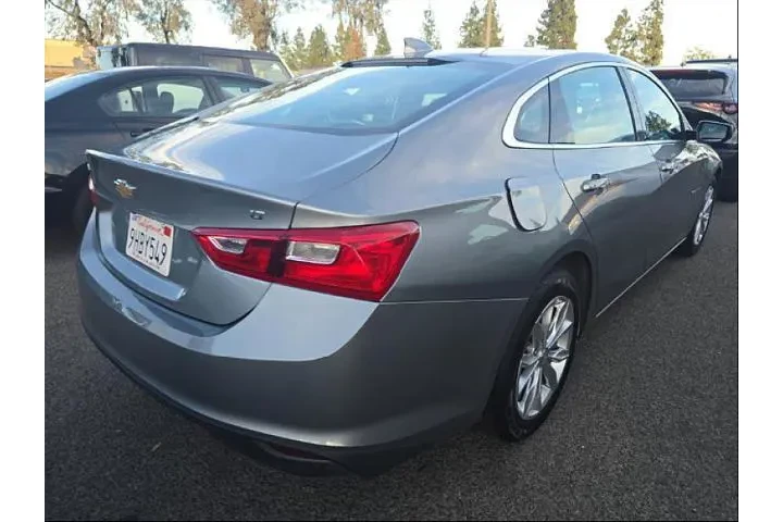 $18995 : Chevrolet Malibu 2023 LT 4dr image 2