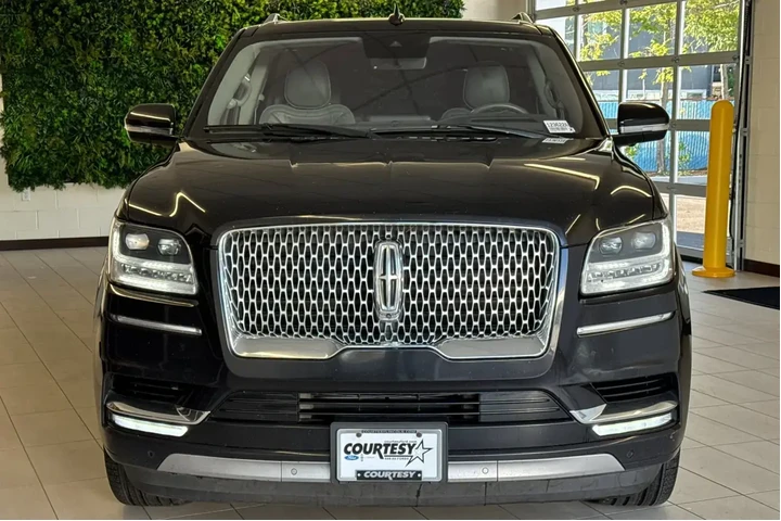 $27855 : Lincoln Navigator L 2019 4x4 image 9