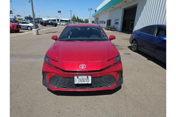 $29900 : Toyota Camry 2025 SE 4dr Sed image 4