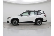 $29998 : Subaru Forester 2025 AWD Bas thumbnail
