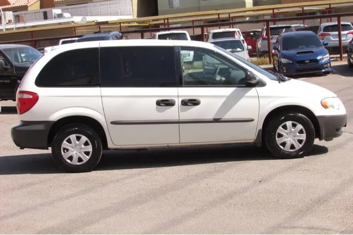 $7995 : 2002 Caravan SE image 10