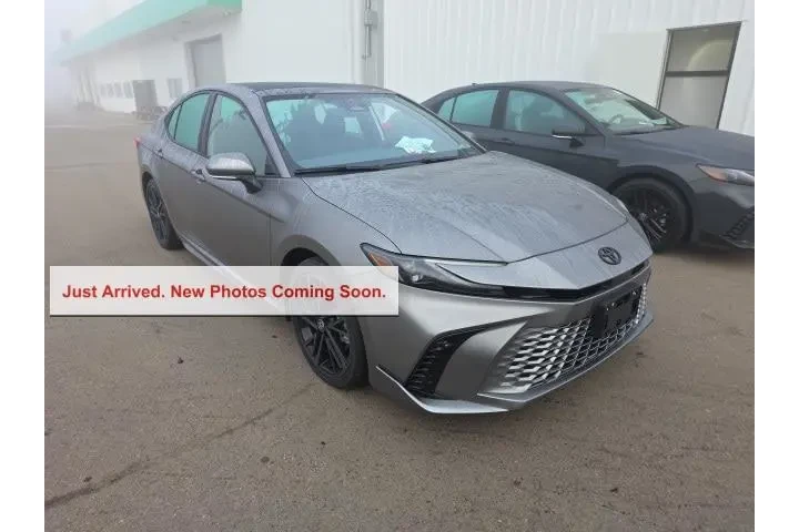 $39900 : Toyota Camry 2026 AWD SE 4dr image 1