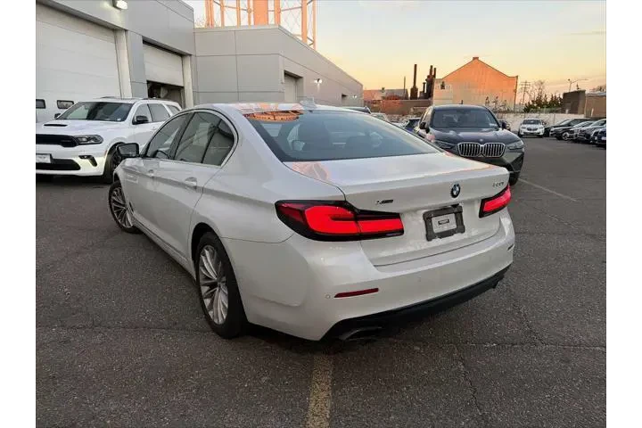 $36795 : BMW 5 Series 2023 AWD 530i x image 5