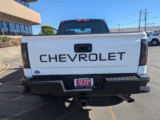 $32999 : 2019 Silverado 3500HD LT image 3