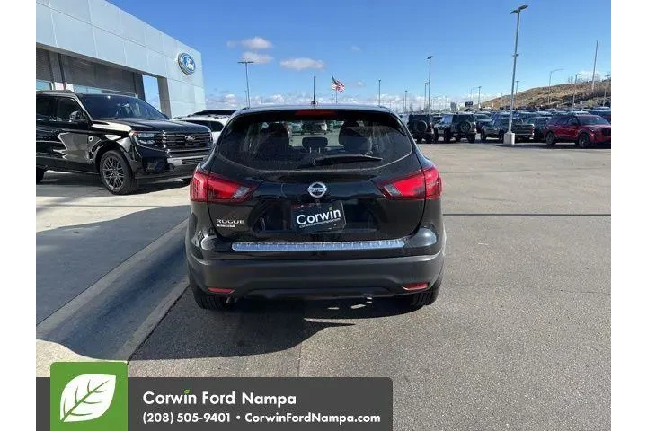 $10989 : Nissan Rogue Sport 2017 S 4d image 5