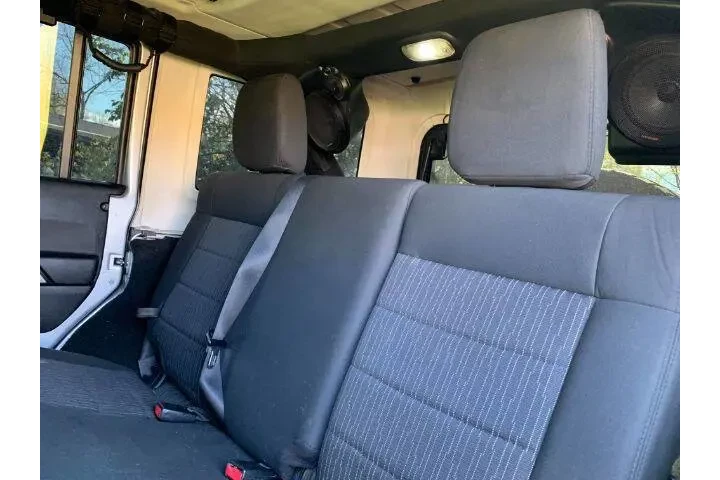 $23995 : 2011 Wrangler Unlimited Rubic image 9