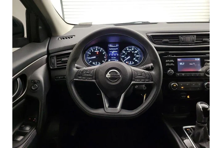 $15998 : Nissan Rogue Sport 2018 S 4d image 10
