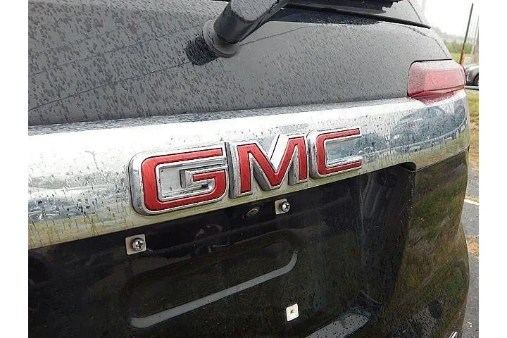 $28988 : GMC Acadia 2023 4x4 SLT 4dr image 6