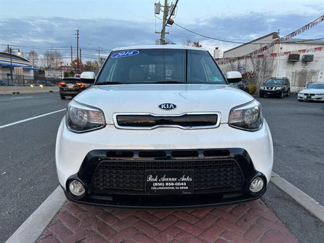 $8495 : 2016 Soul + image 10