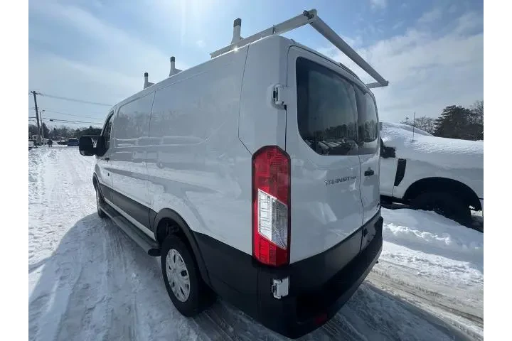 $26900 : Ford Transit 2019 250 3dr SW image 4