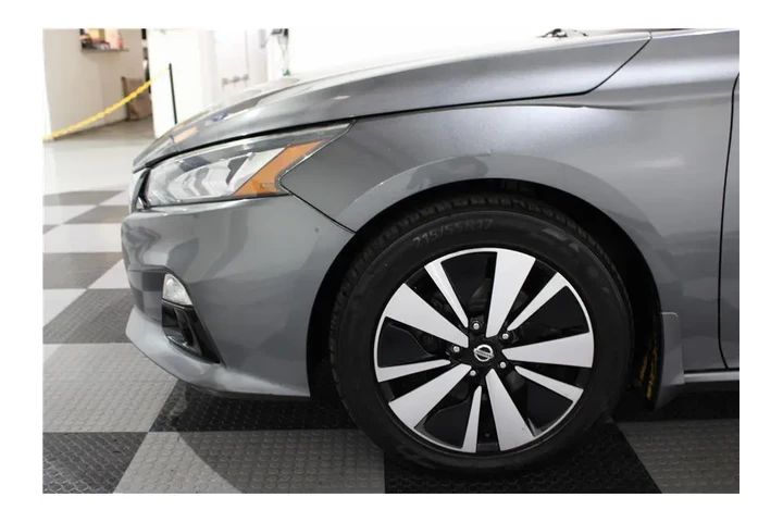 $16554 : Altima 2019 image 8