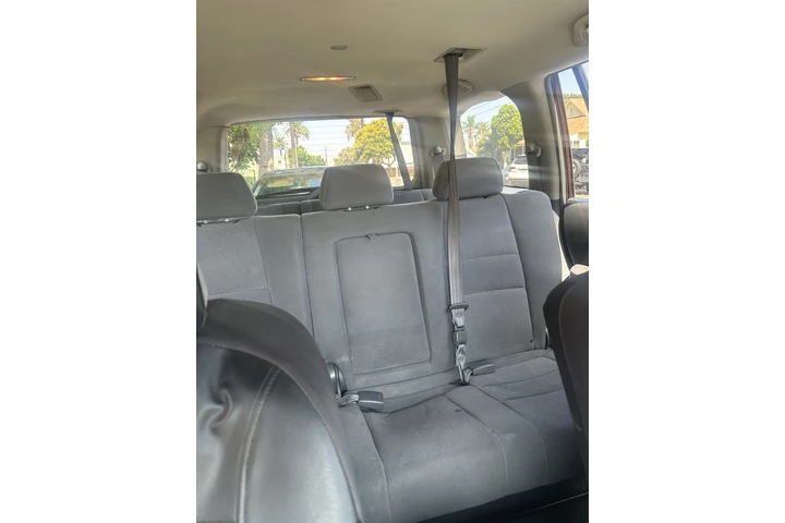 $4500 : Honda Pilot image 5