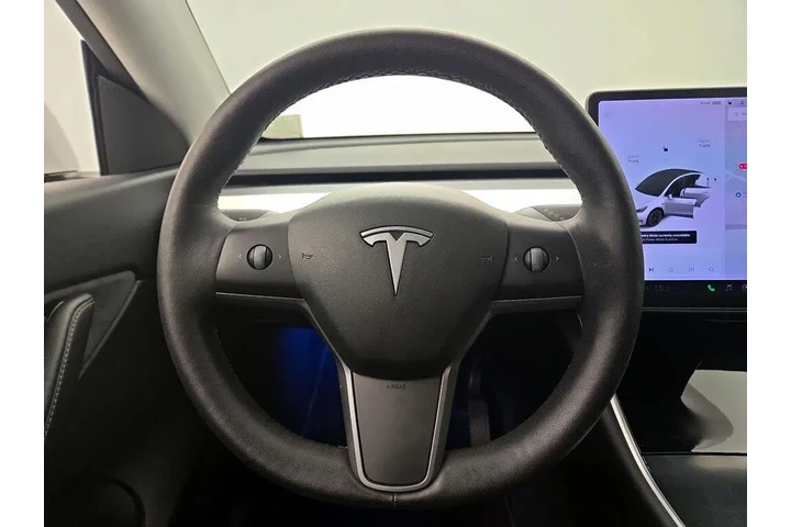 $28998 : Tesla Model Y 2021 AWD Long image 10