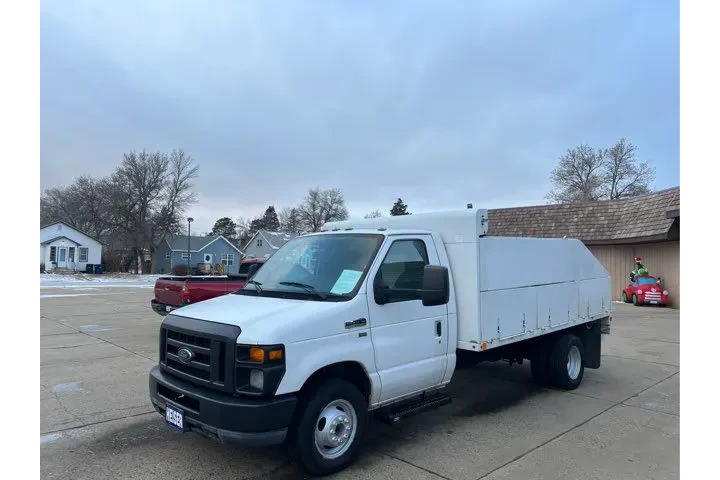 $7500 : 2010 E-450 | Dickinson ND | H image 5
