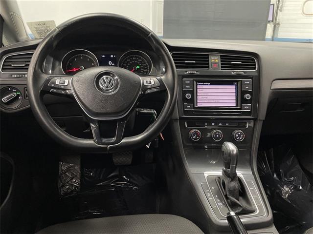 $15590 : Pre-Owned 2019 Golf SportWage image 5