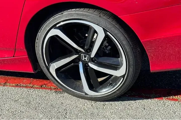 $25999 : Honda Accord 2022 Sport 4dr image 4