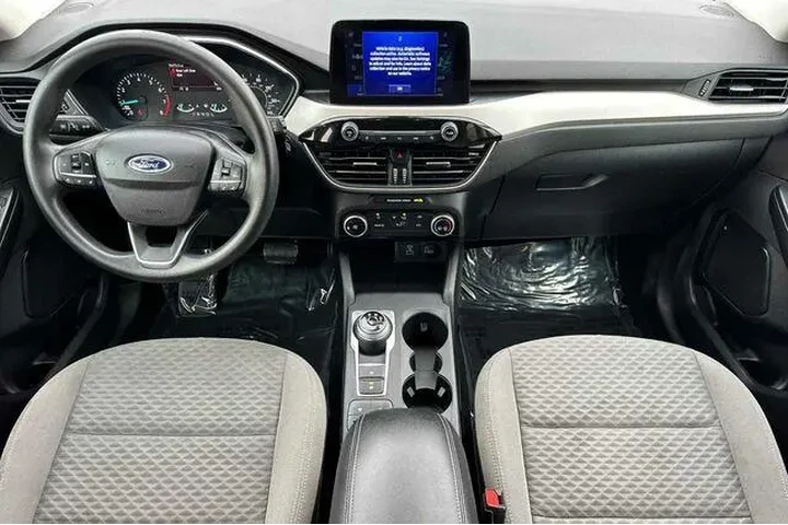 $14925 : Ford Escape 2022 SE 4dr SUV image 5