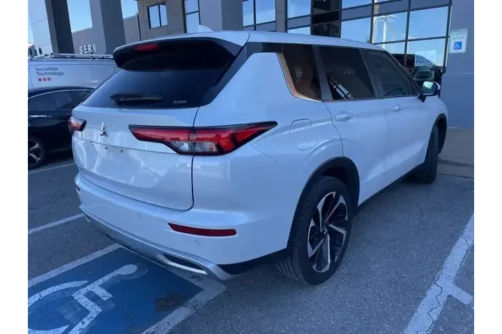 $22500 : Mitsubishi Outlander 2024 AW image 7