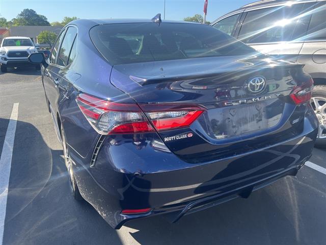 $22991 : PRE-OWNED 2021 TOYOTA CAMRY SE image 8